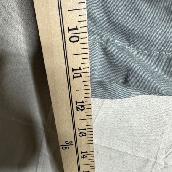 American Eagle Outfitters Men's Cargo Shorts Longboard Gray Size 30 - Picture 9 of 10